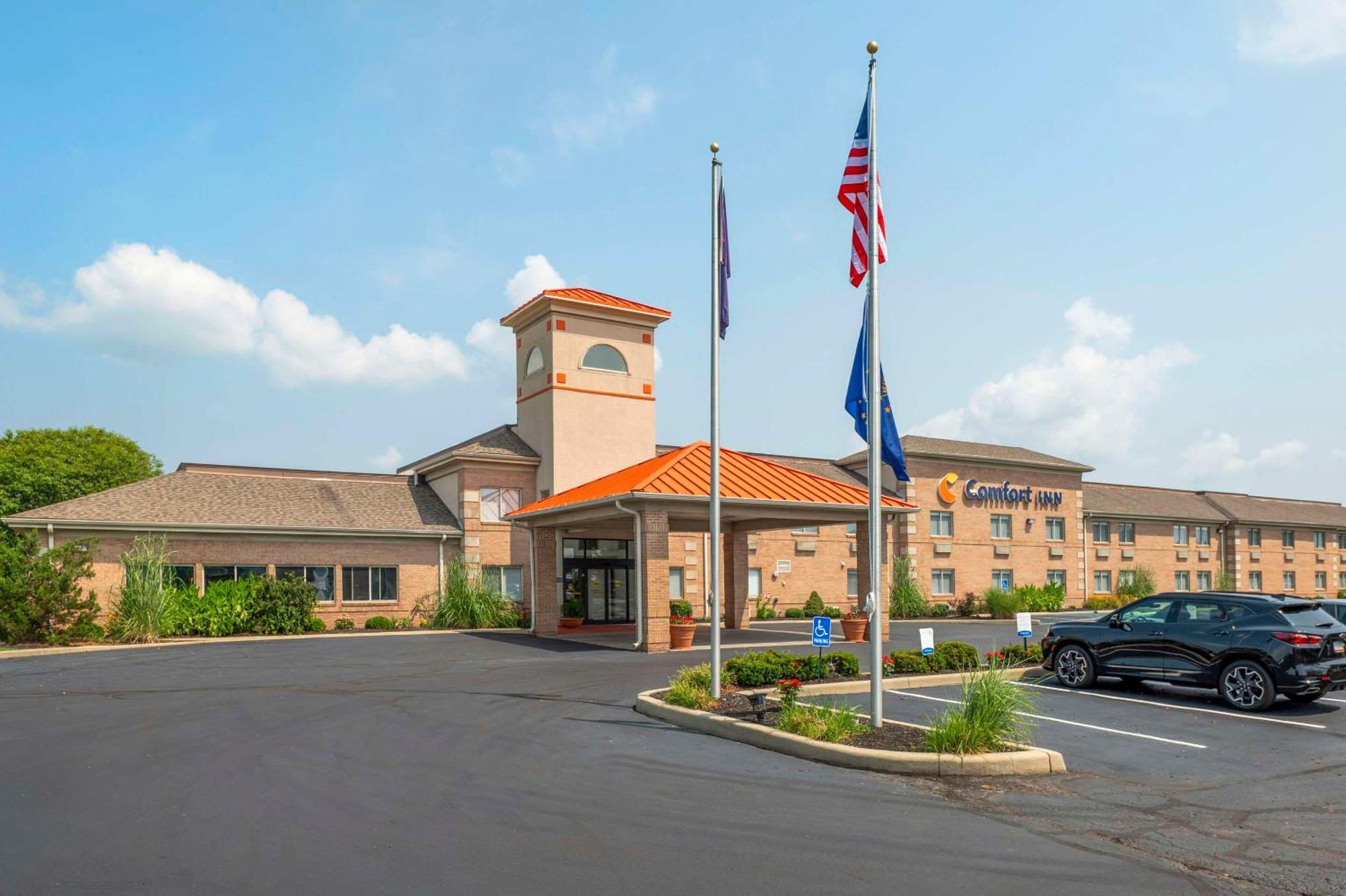 Comfort Inn Near Indiana Premium Outlets Edinburgh Exterior photo